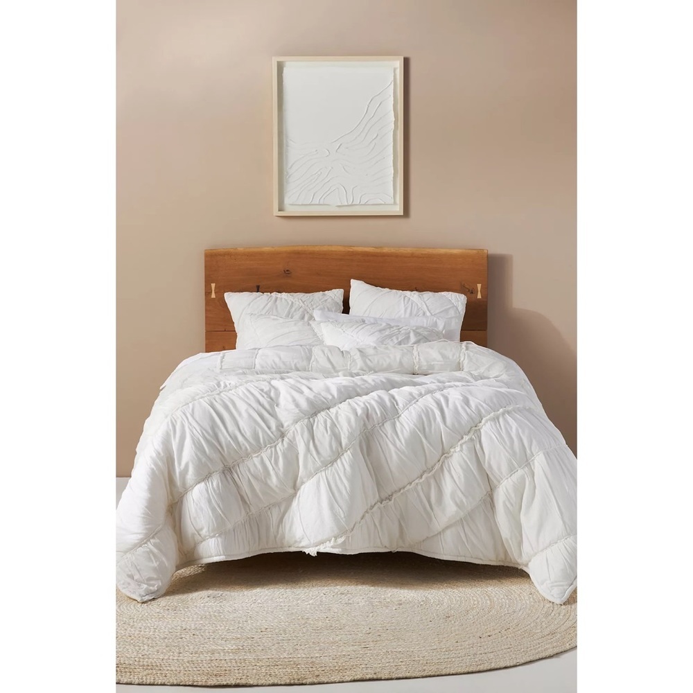 Anthropologie Textured Marilla Quilt Only‎